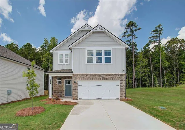 Photo 1 of Sale Pending at 86 Hydrangea Cir, Fairburn, GA 30213 | MLS# 10735761 | Listing updated on 2026-08-10