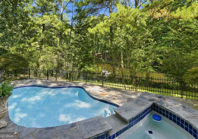 Photo 4 of Single family home for sale at 2040 Shallowford Park Manor, Roswell, GA 30075 | MLS# 10827351 | Listing updated on 2026-09-14