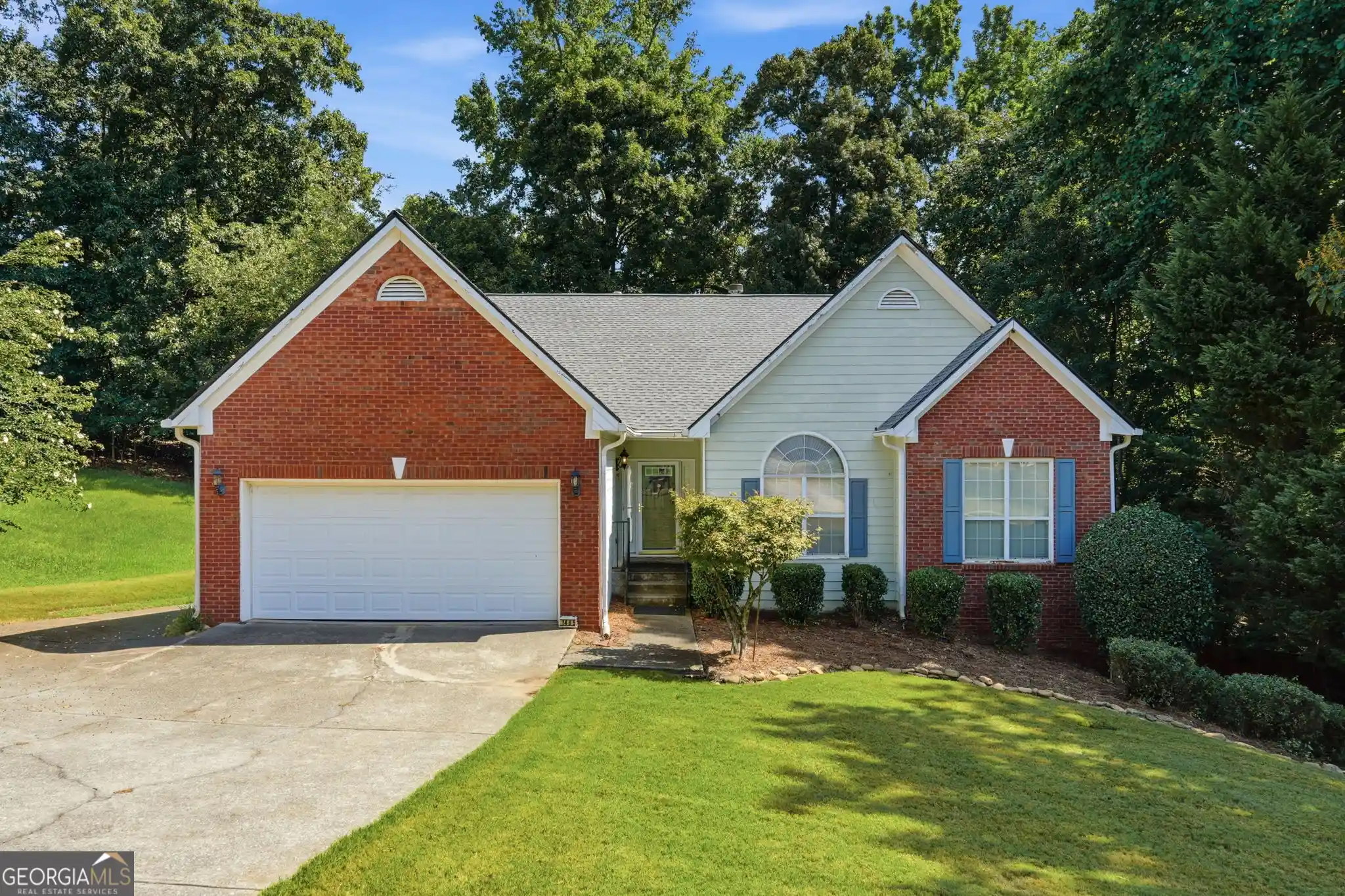 Photo 1 of Single family home for sale at 1485 Keystone Dr, Suwanee, GA 30024 | MLS# 10874019 | Listing updated on 2026-10-30