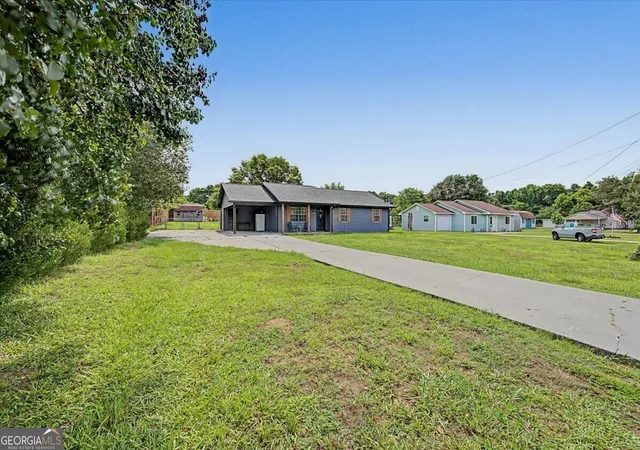 Homes for sale in Calhoun, GA | 290 Erwin Hill Rd Se, Calhoun, GA 30701 | MLS# 10792173