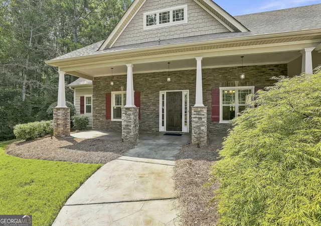 Photo 4 of Single family home for sale at 70 Double Crk Ct, Senoia, GA 30276 | MLS# 10819373 | Listing updated on 2026-09-04