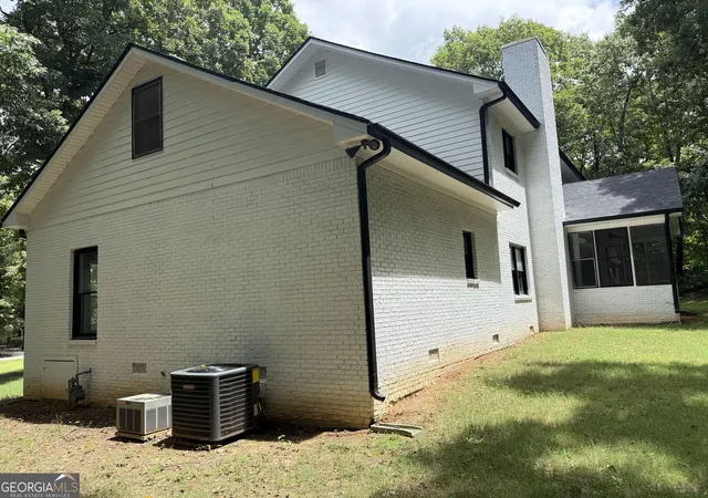 Photo 4 of Single family home for sale at 275 Allie Dr, Mcdonough, GA 30252 | MLS# 10813125 | Listing updated on 2026-10-18