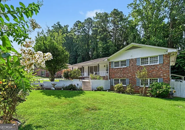 Photo 3 of Single family home for sale at 2700 Hayden Dr, East Point, GA 30344 | MLS# 10805063 | Listing updated on 2026-09-08