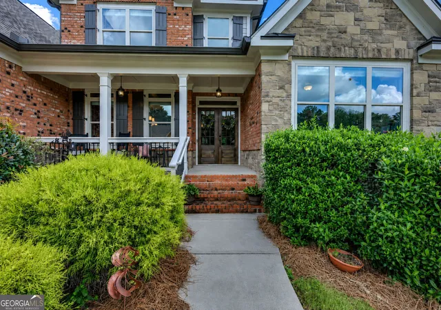 Photo 2 of Single family home for sale at 878 Heritage Lake Way, Grayson, GA 30017 | MLS# 10813266 | Listing updated on 2026-09-16