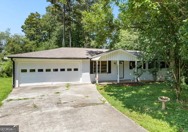 Homes for sale in Douglasville, GA | 2914 Vogue Dr, Douglasville, GA 30134 | MLS# 10800571