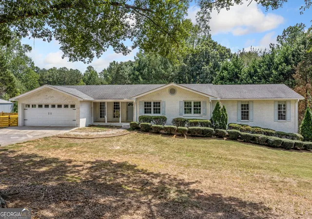 3rd image of 2465 Bethany Bnd, Alpharetta, GA 30004 | MLS# 10762141