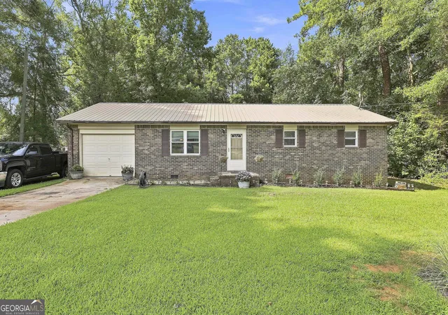 1st image of 168 Glover Cir, Newnan, GA 30263 | MLS# 10814795