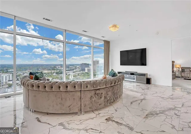 Photo 3 of Condo for sale at 45 Ivan Allen Jr Blvd NW #2604, Atlanta, GA 30308 | MLS# 10657943 | Listing updated on 2026-05-23