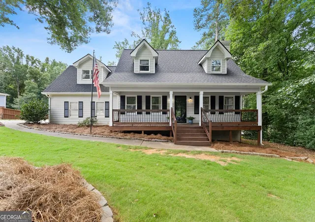 Photo 1 of Single family home for sale at 5147 Malisa Rdg, Oakwood, GA 30566 | MLS# 10811315 | Listing updated on 2026-09-17