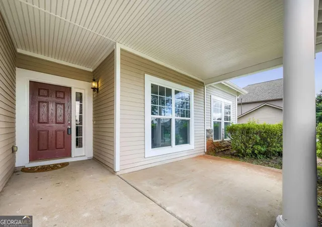Photo 3 of Sale Pending at 421 Bedford Xing, Mcdonough, GA 30253 | MLS# 10825596 | Listing updated on 2026-09-17