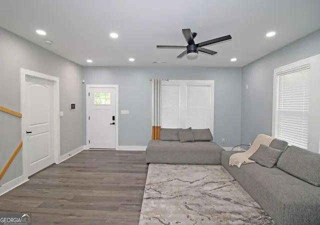 5th image of 465 Holly St Nw, Atlanta, GA 30318 | MLS# 10776063