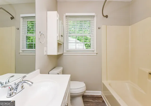 Photo 18 of Single family home for sale at 6581 Windsor Dr, Acworth, GA 30102 | MLS# 10804613 | Listing updated on 2026-08-23
