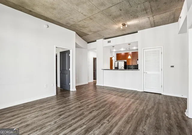 Photo 3 of Condo for sale at 250 Pharr Rd Ne #1905, Atlanta, GA 30305 | MLS# 10833952 | Listing updated on 2026-09-10