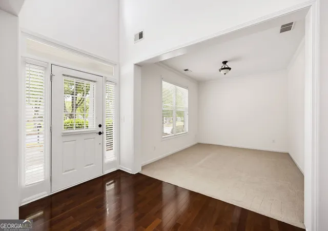 Photo 3 of Single family home for sale at 210 Harmony Lake Dr, Canton, GA 30115 | MLS# 10835882 | Listing updated on 2026-10-05
