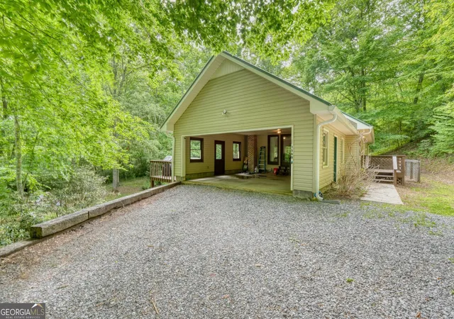 Photo 3 of Single family home for sale at 1568 Carlvin Rd, Hiawassee, GA 30546 | MLS# 10764582 | Listing updated on 2026-08-08