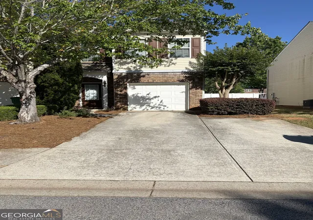 Photo 1 of Townhouse for sale at 2911 Snapfinger Manor, Decatur, GA 30035 | MLS# 10756279 | Listing updated on 2026-09-20