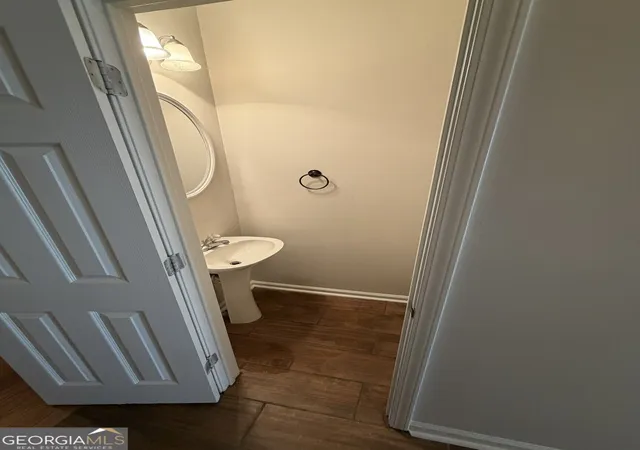 Photo 3 of Townhouse for sale at 2911 Snapfinger Manor, Decatur, GA 30035 | MLS# 10756279 | Listing updated on 2026-09-20