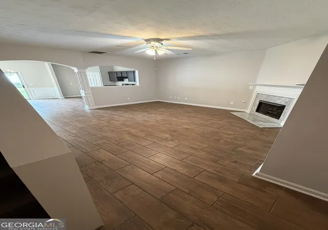 Photo 4 of Townhouse for sale at 2911 Snapfinger Manor, Decatur, GA 30035 | MLS# 10756279 | Listing updated on 2026-09-20