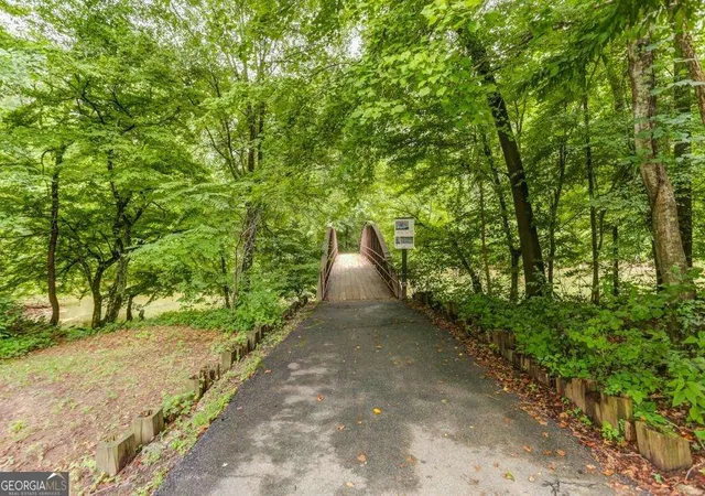 24th image of 107 Paces Run Se #107, Atlanta, GA 30339 | MLS# 10817882