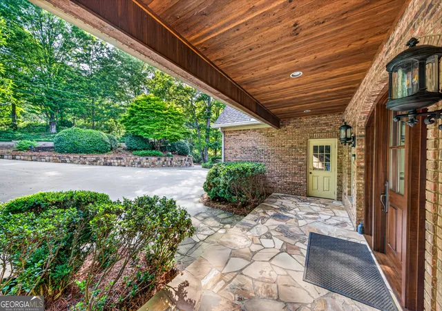 5th image of 795 Chenocetah Dr, Cornelia, GA 30531 | MLS# 10774652