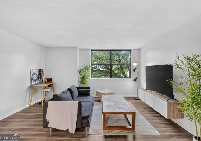 5th image of 2965 Pharr Court South Nw #319, Atlanta, GA 30305 | MLS# 10811962