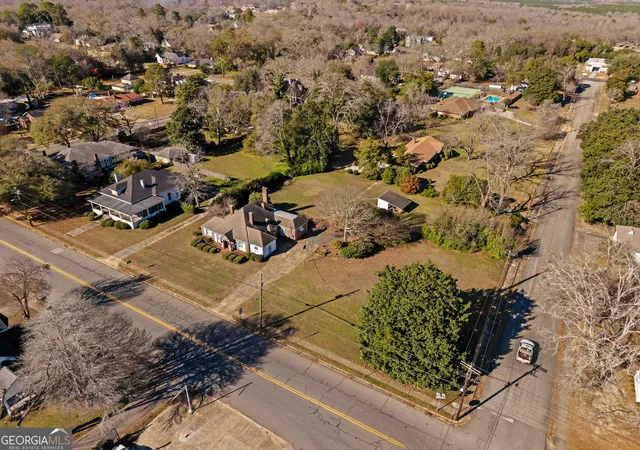 Homes for sale in Buena Vista, GA | 104 W 3Rd Ave, Buena Vista, GA 31803 | MLS# 10672430