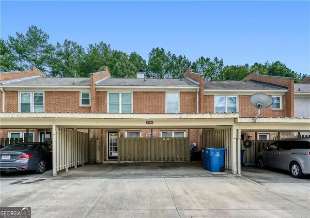 2nd image of 3550 Knotsberry Ln, Duluth, GA 30096