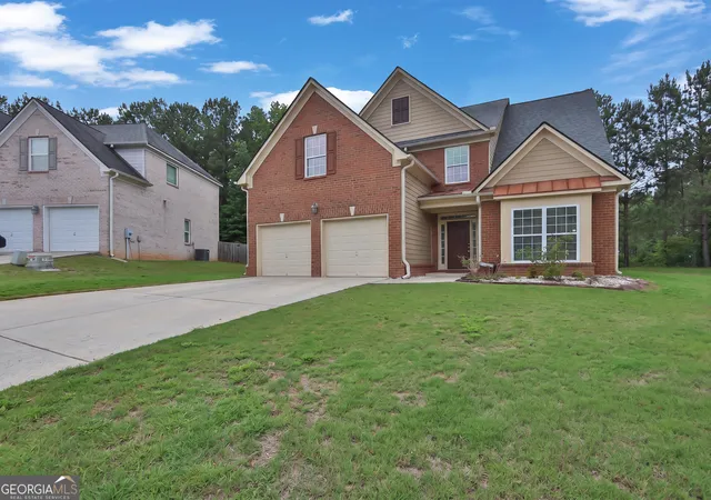 Photo 2 of Single family home for sale at 660 Simonton Crst Dr, Lawrenceville, GA 30045 | MLS# 10773363 | Listing updated on 2026-09-13