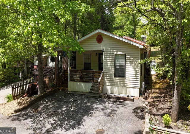 Homes for sale in Cleveland, GA | 50 Canyon Pass, Cleveland, GA 30528 | MLS# 10760167