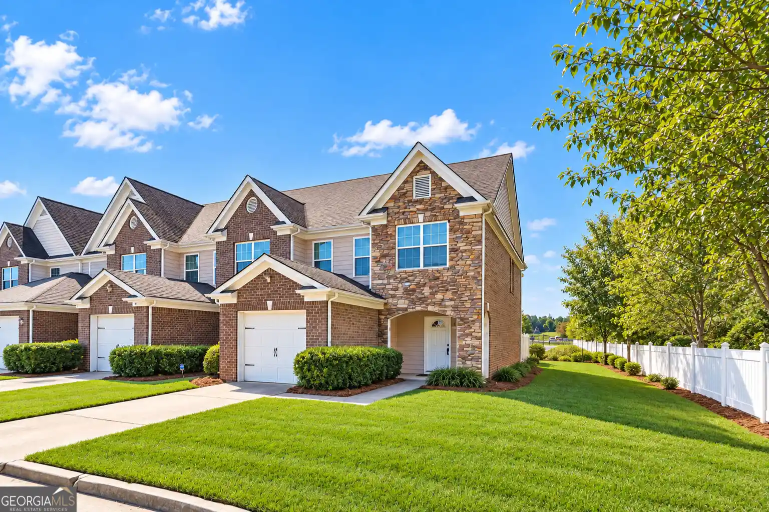Townhouse for sale at 322 Village Dr, Loganville, GA 30052 | MLS# 10874891 | Listing updated on 2026-10-19