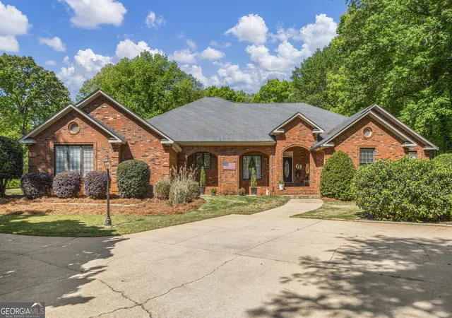 1st image of 1017 Riverside Dr, Lagrange, GA 30240 | MLS# 10730414
