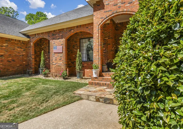 2nd image of 1017 Riverside Dr, Lagrange, GA 30240 | MLS# 10730414