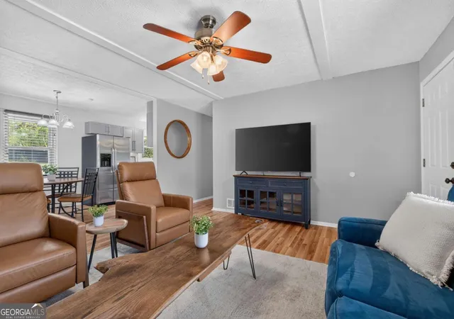 Photo 3 of Sale Pending at 2397 Sherwood Pl Sw, Marietta, GA 30008 | MLS# 10814838 | Listing updated on 2026-09-17