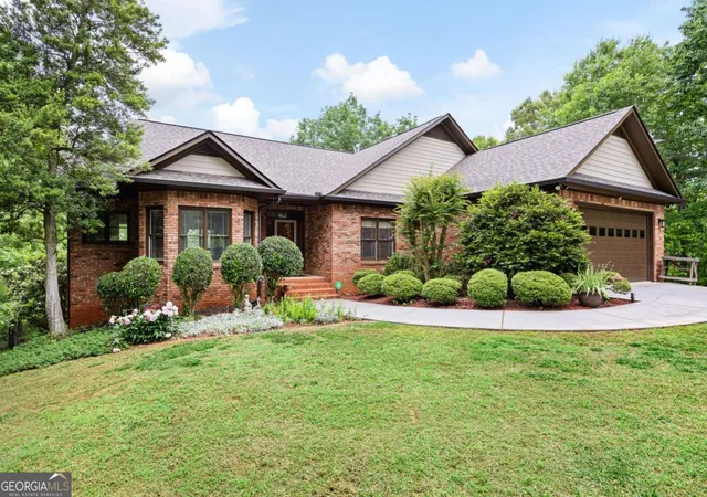 Photo 3 of Single family home for sale at 101 Sunset Dr Se, Cartersville, GA 30121 | MLS# 10756824 | Listing updated on 2026-08-17