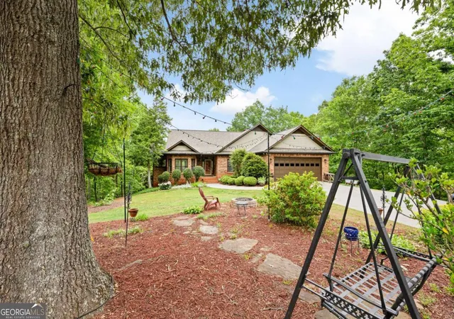 Photo 3 of Single family home for sale at 101 Sunset Dr SE, Cartersville, GA 30121 | MLS# 10756824 | Listing updated on 2026-08-17