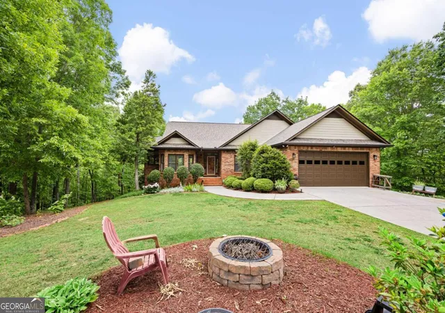 Photo 4 of Single family home for sale at 101 Sunset Dr SE, Cartersville, GA 30121 | MLS# 10756824 | Listing updated on 2026-08-17