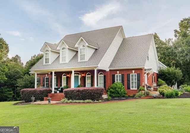 Photo 4 of Single family home for sale at 706 Sam Bruce Rd, Royston, GA 30662 | MLS# 10547048 | Listing updated on 2026-08-25