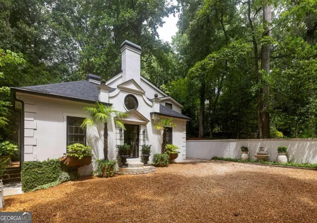 Photo 2 of Single family home for sale at 2760 Northside Dr Nw, Atlanta, GA 30305 | MLS# 10807336 | Listing updated on 2026-07-30