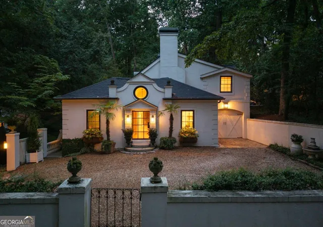 Photo 2 of Single family home for sale at 2760 Northside Dr NW, Atlanta, GA 30305 | MLS# 10807336 | Listing updated on 2026-07-30