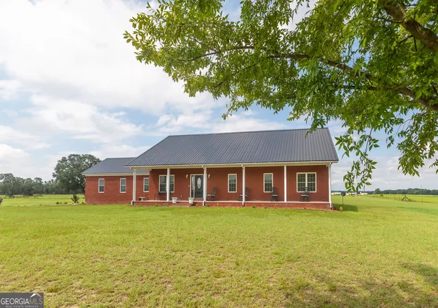 Photo 1 of Single family home for sale at 1948 Us Hwy 280 W, Reidsville, GA 30453 | MLS# 10820067 | Listing updated on 2026-09-11