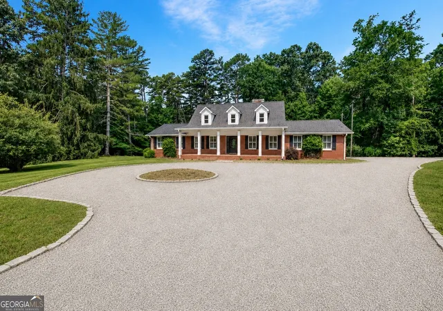 2nd image of 3464 Maynard Cir, Gainesville, GA 30506 | MLS# 10795005