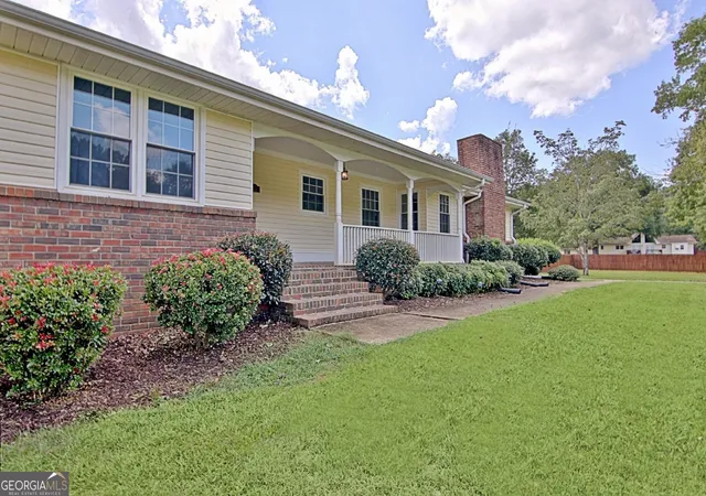 Photo 2 of Sale Pending at 115 Marion Blvd, Fayetteville, GA 30215 | MLS# 10817007 | Listing updated on 2026-09-10