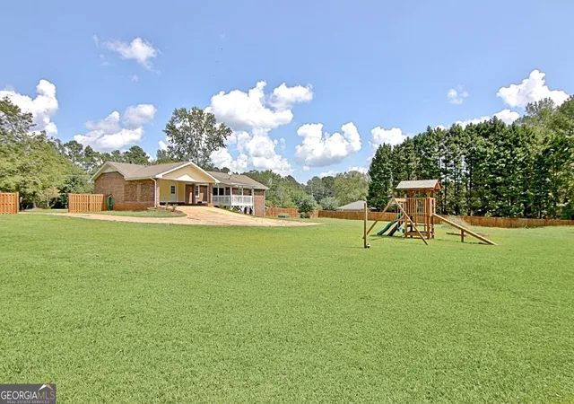 Photo 3 of Sale Pending at 115 Marion Blvd, Fayetteville, GA 30215 | MLS# 10817007 | Listing updated on 2026-09-10