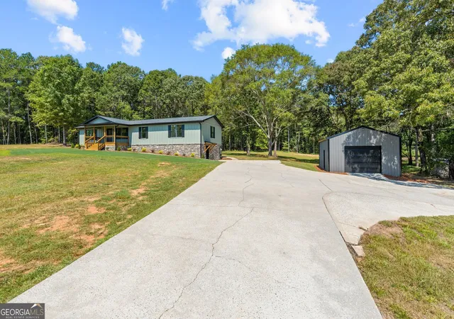 Photo 3 of Sale Pending at 17187 Ga Hwy 34, Franklin, GA 30217 | MLS# 10833745 | Listing updated on 2026-09-01