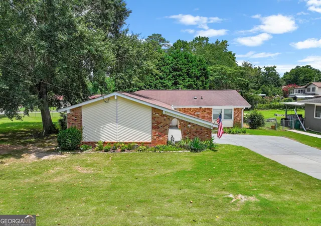 Homes for sale in Morrow, GA | 6068 Fairfield Dr, Morrow, GA 30260 | MLS# 10801969