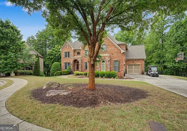 Photo 3 of Sale Pending at 3155 Rock Manor Way, Buford, GA 30519 | MLS# 10754535 | Listing updated on 2026-08-17