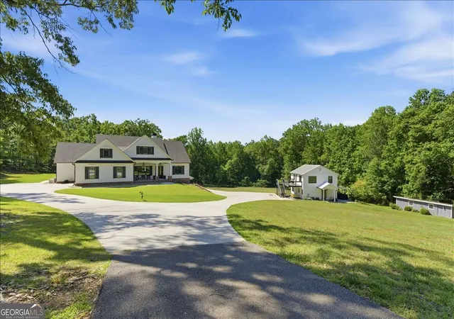 3rd image of 395 Heard Rd, Canton, GA 30114 | MLS# 10768095