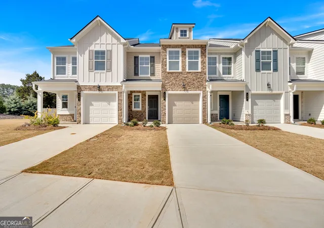 Homes for sale in Adairsville, GA | 105 Village Green Dr #171, Adairsville, GA 30103 | MLS# 10423451