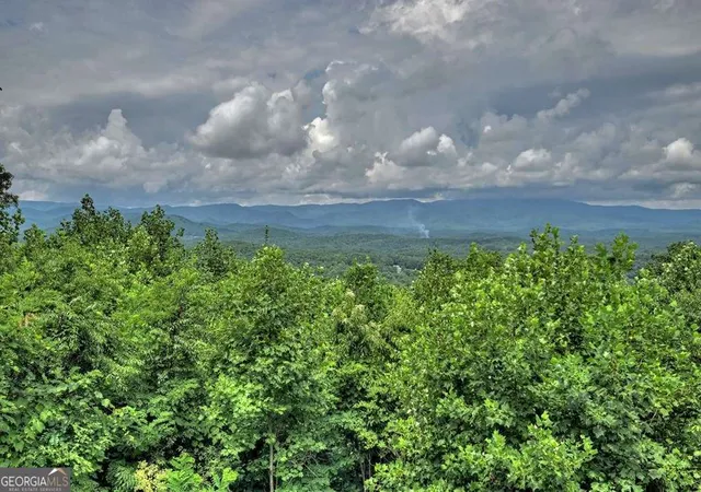 Photo 3 of Single family home for sale at 572 Sunrock Mountain Trc, Blue Ridge, GA 30513 | MLS# 10757732 | Listing updated on 2026-05-19