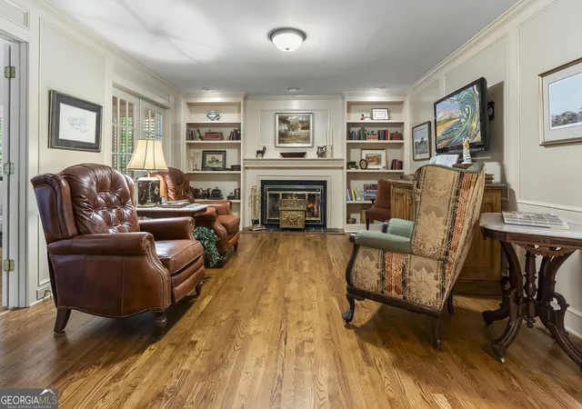 Photo 3 of Sale Pending at 991 White Oak Pass, Alpharetta, GA 30005 | MLS# 10834797 | Listing updated on 2026-09-10